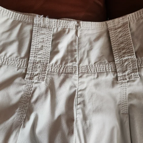 ZARA skirt. Size 8. Pleated,belted gray color. Cotton. - Picture 5 of 5